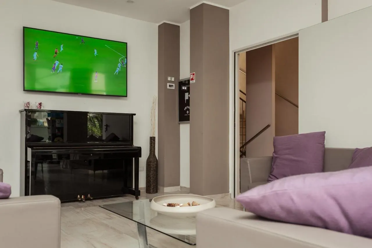 Hotel Gioia Rimini 3*,  Italy