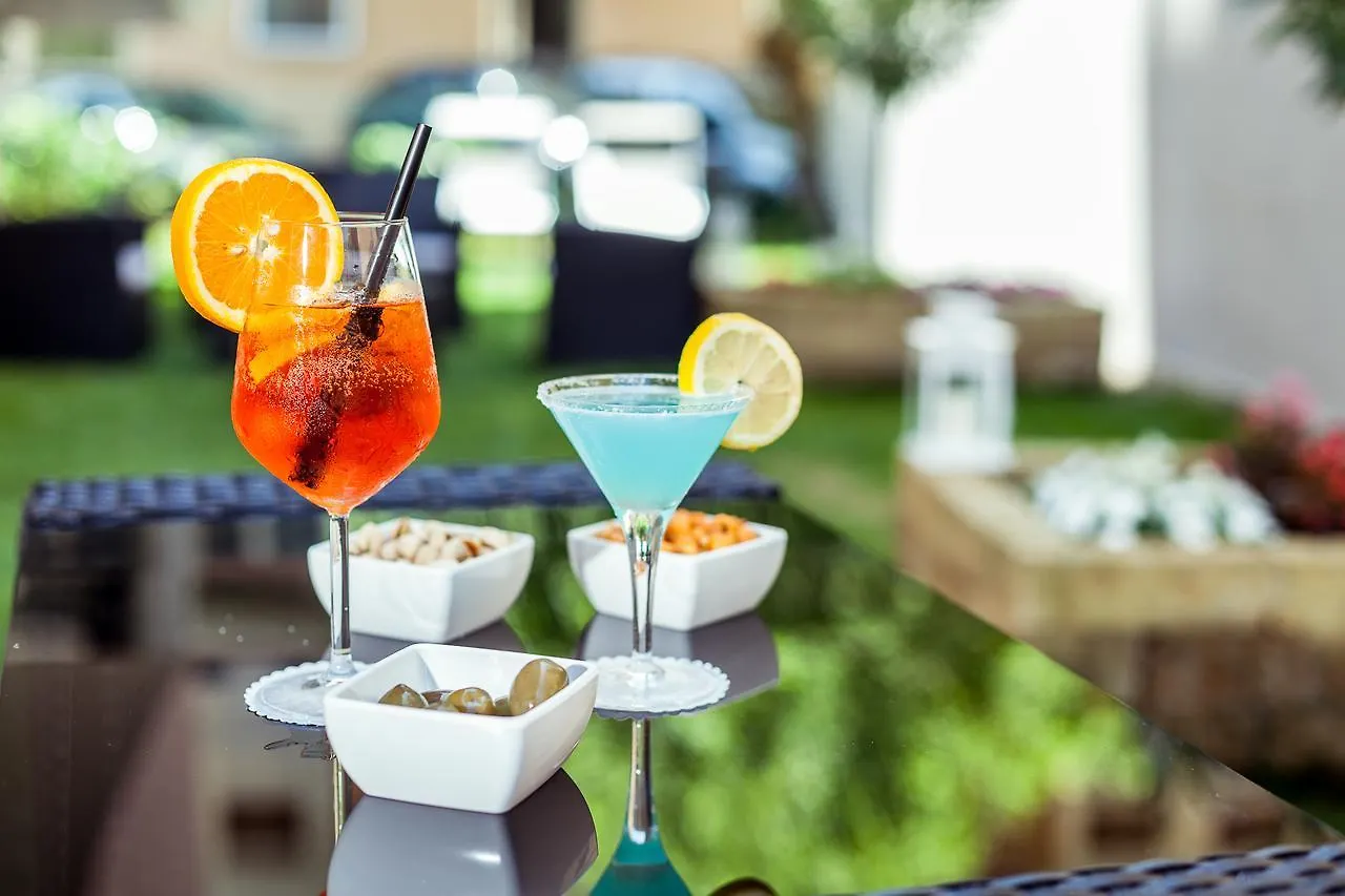 Hotel Gioia Rimini 3*,  Italy